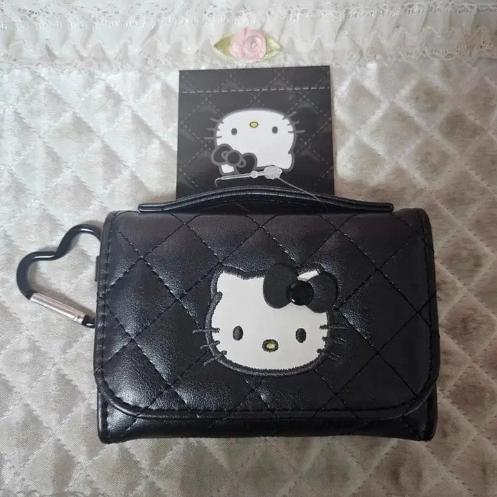 [BUNJANG] Sanrio Hello Kitty Quilted Card Coin Wallet / (일본정품/품절대란) 산리오 헬로키티 퀼트 카드 동전지갑