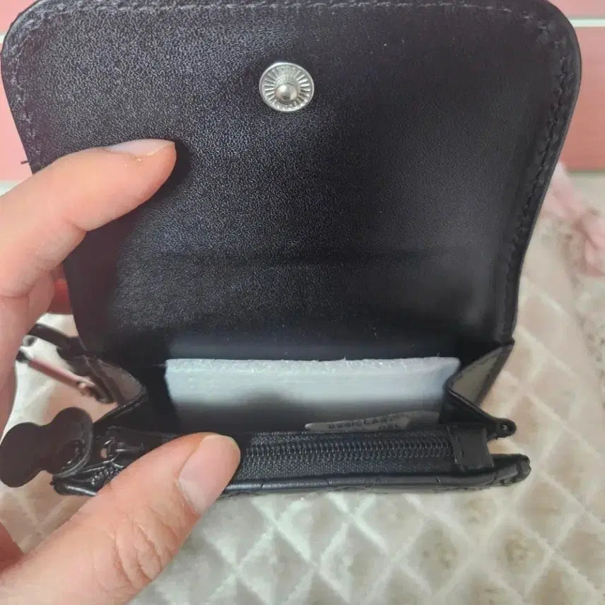 [BUNJANG] Sanrio Hello Kitty Quilted Card Coin Wallet / (일본정품/품절대란) 산리오 헬로키티 퀼트 카드 동전지갑