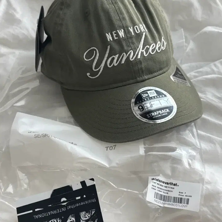 [BUNJANG] Byun Woo-seok x Thisisneverthat RC950 Cap Light Olive / 변우석 디스이즈네버댓 RC950 모자