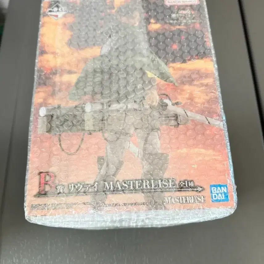 [BUNJANG] Attack on Titan Levi B Prize Figure (Sealed) / 최저가 진격의거인 제일복권 B상 리바이