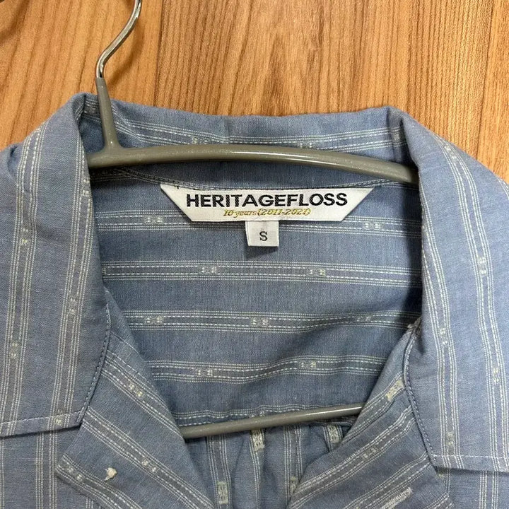 [BUNJANG] Heritagefloss Blue Stripe Cotton Dobby Shirt - Size S / 헤리티지플로스 블루 스트라이프 셔츠 S