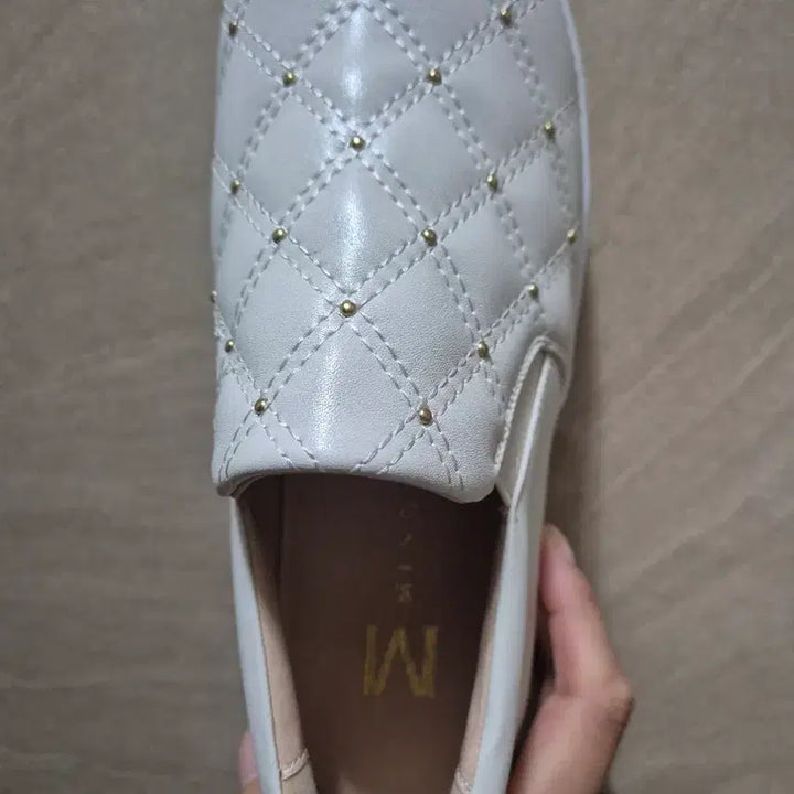 [BUNJANG] Miso-pe White Loafers 250 / 미소페 250 2만원