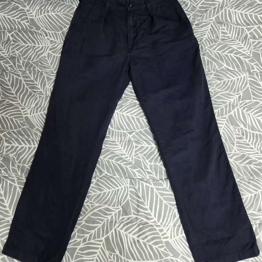 [BUNJANG] Drakes Chino Trousers Navy Size 34 / 드레익스 치노