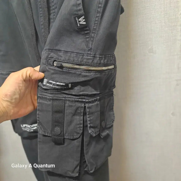 [BUNJANG] LifeWork Multi-Pocket Cargo Jogger Pants / 라이프워크 멀티포켓 카고조거 바지(30~34)