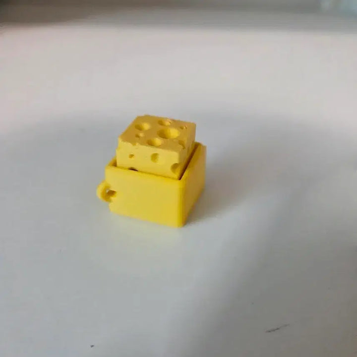 [BUNJANG] Cheese Clicker Keychain / 찰칼찰칵 치즈 클리커 클릭커 키링