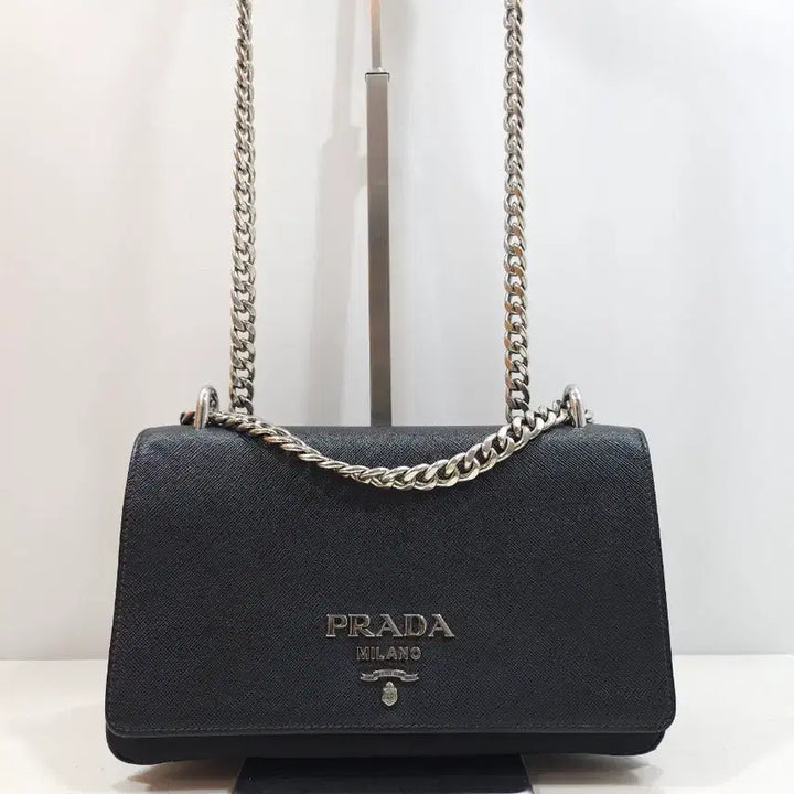 [BUNJANG] Prada Saffiano Chain Shoulder Bag Black 1BD009 / [정품] 프라다 사피아노 체인 숄더백 1BD009