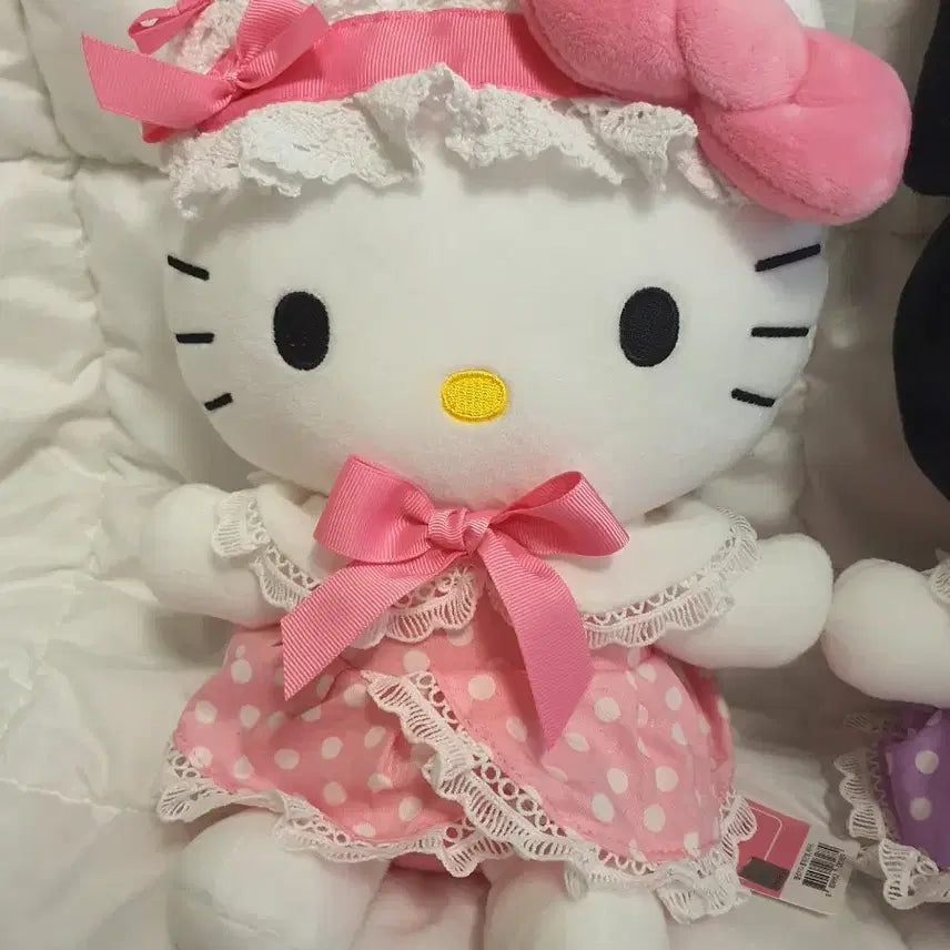 [BUNJANG] Sanrio Hello Kitty Kuromi Maid Doll Bundle Set / 일괄) 산리오 헬로키티 쿠로미 메이드 인형