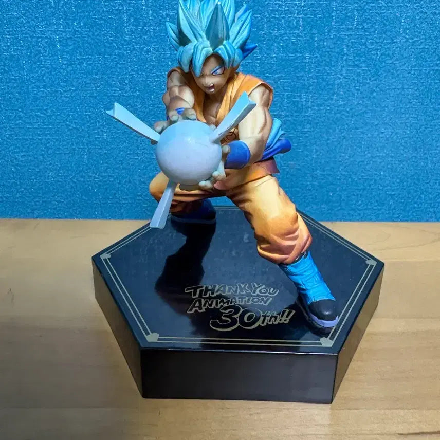 [BUNJANG] Dragon Ball 30th Anniversary A Prize Super Saiyan God Super Saiyan Goku Figure / 드래곤볼 애니메이션 30주년 기념 A상