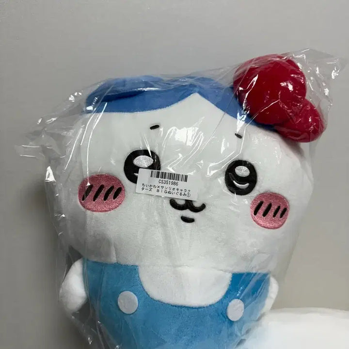 [BUNJANG] Chiikawa x Sanrio Characters BIG Plush Doll / 오늘만 할인)치이카와x산리오 캐릭터즈 BIG 인형