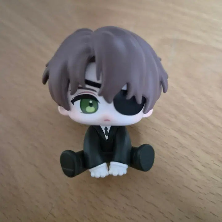 [BUNJANG] Kaidan Shutsugyo All Sit Baek Sa Heon Figure / 괴담출근 모두앉아 백사헌 피규어