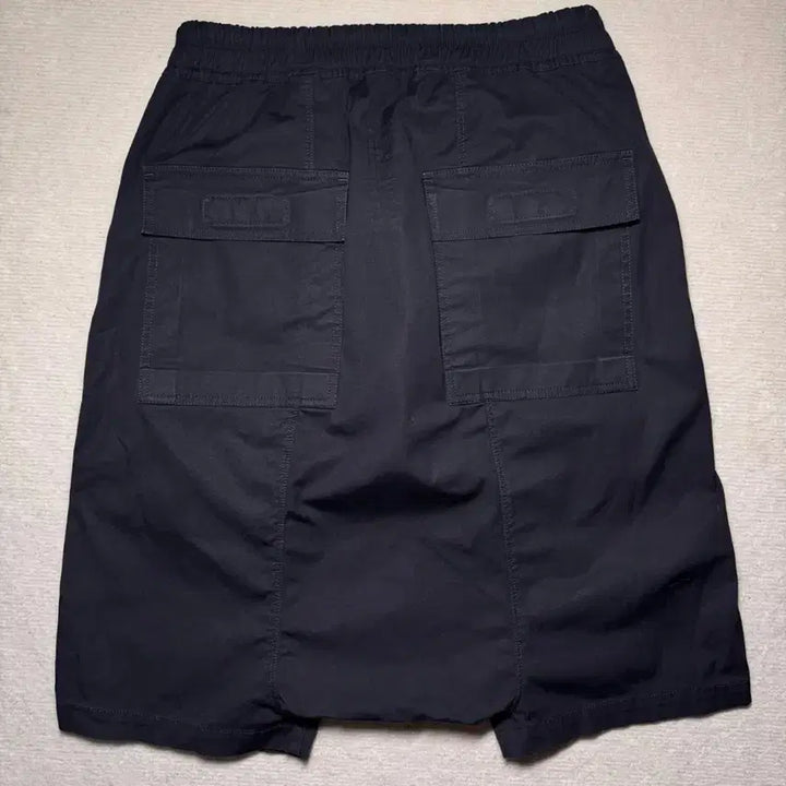 [BUNJANG] Rick Owens Metal Button Memphis Shorts / 릭오웬스 메탈 버튼 멤피스 쇼츠 팟