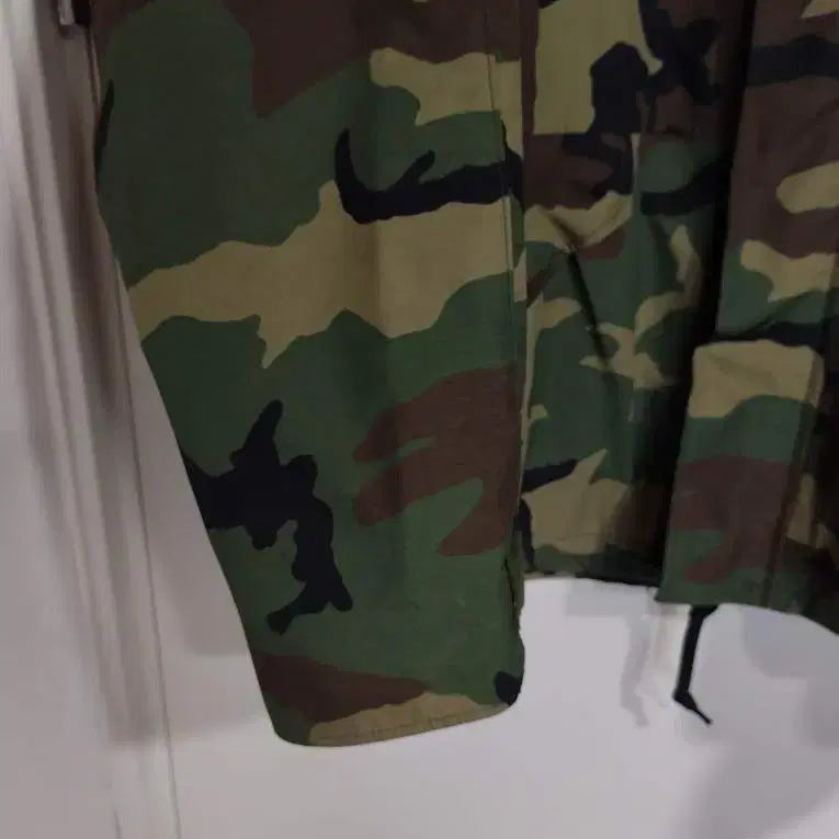 [BUNJANG] US Military ECWCS Gen 1 Woodland Gore-Tex Parka (Large Short) / 라지숏 미군 ECWCS 1세대 우드랜드 고어텍스 파카