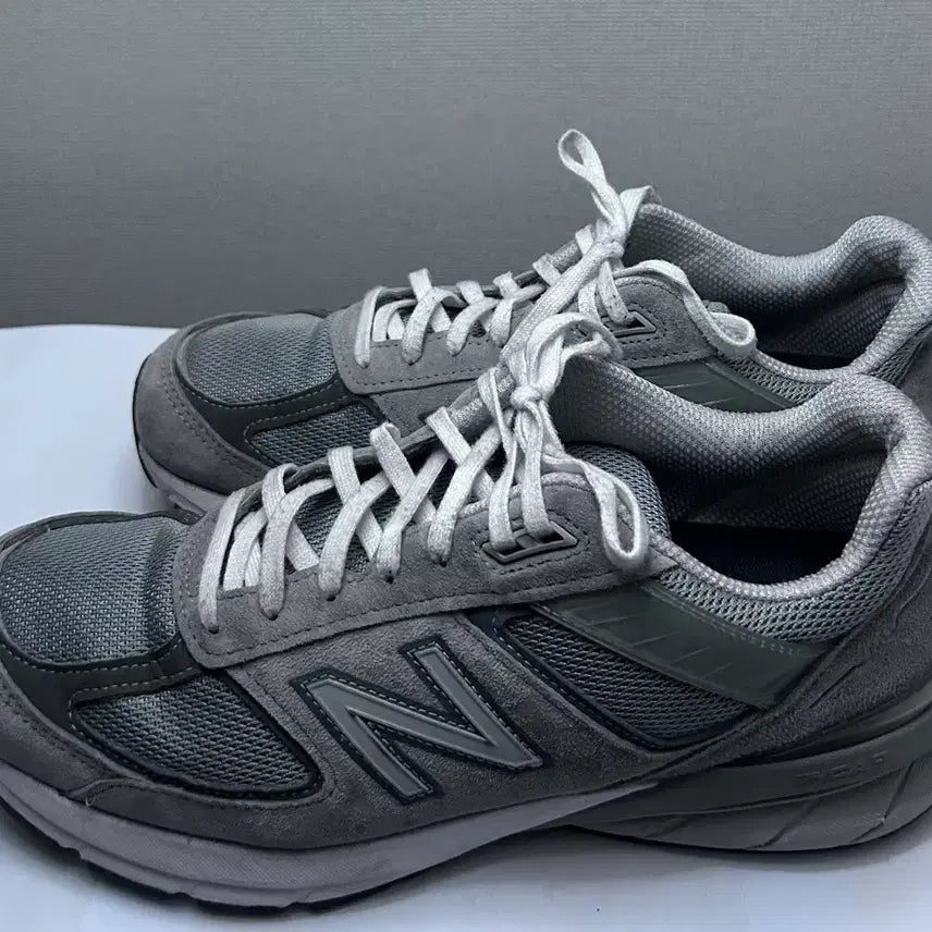 [BUNJANG] New Balance 990v5 Grey (US 11) / 뉴발란스 990V5 그레이(290)