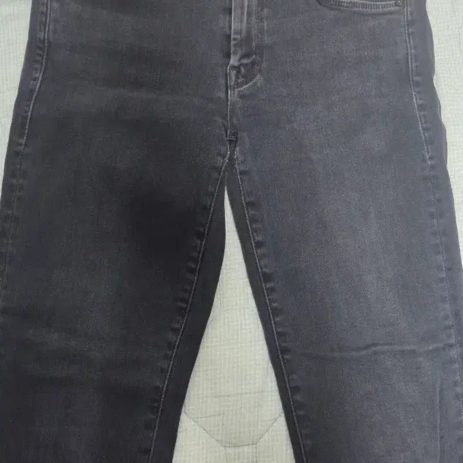 [BUNJANG] Mother Denim Looker Ankle Fray Jeans (Size 26) / 마더 데님 루커 앵클 프레이 (26)