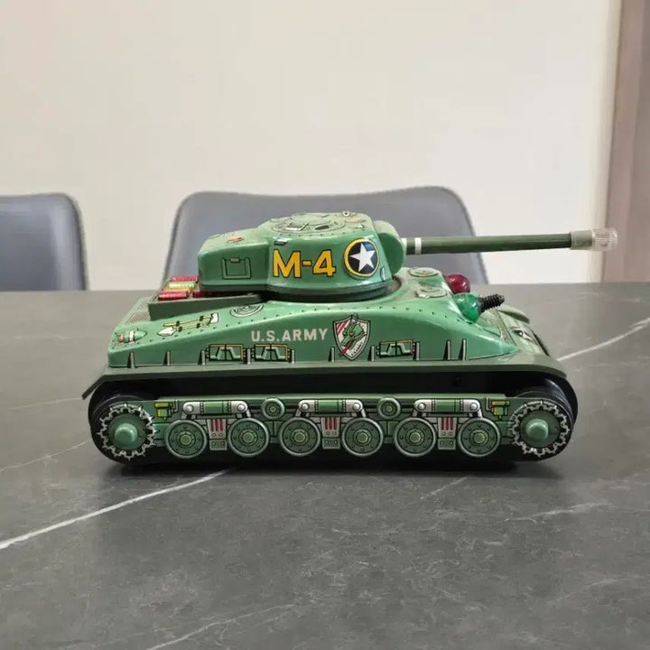 [BUNJANG] Vintage Taiyo M-4 Sherman Tank Tin Toy / 빈티지 Taiyo M-4 셔먼(Sherman) 탱크 양철 장난감
