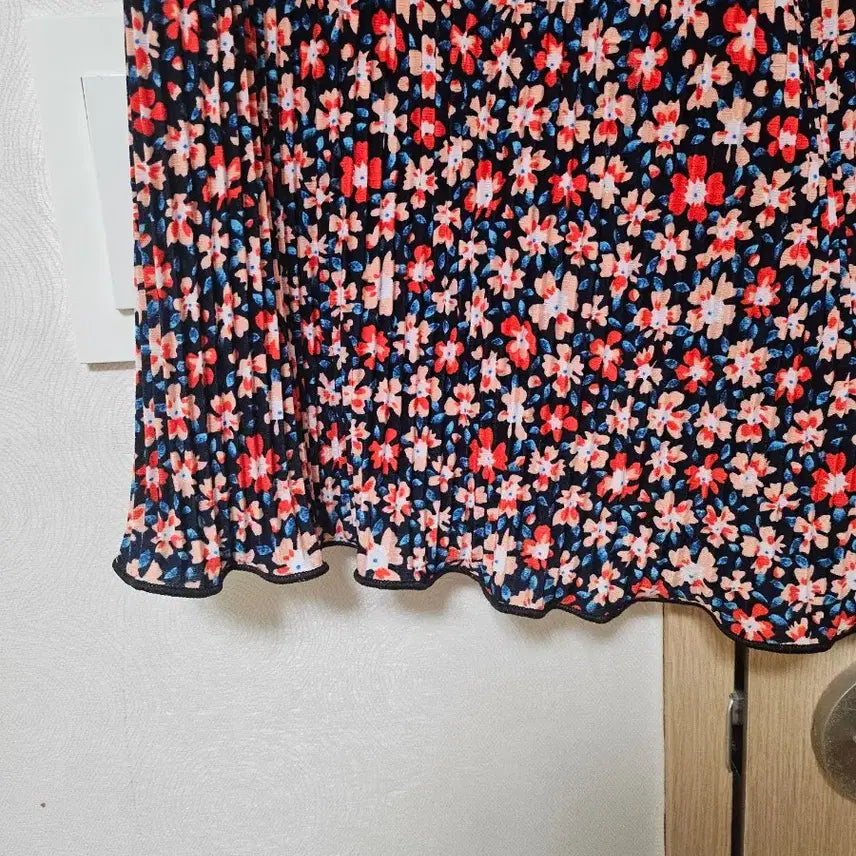 [BUNJANG] Flower Pattern Pleated Long Skirt / 플라워 패턴 플리츠 롱 스커트