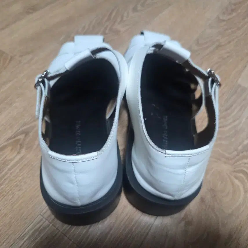 [BUNJANG] Romantic Move Grace Fisherman Sandals White 265 / 로맨틱무브 그레이스 피셔맨 샌들 R21M052 (화이트/265)