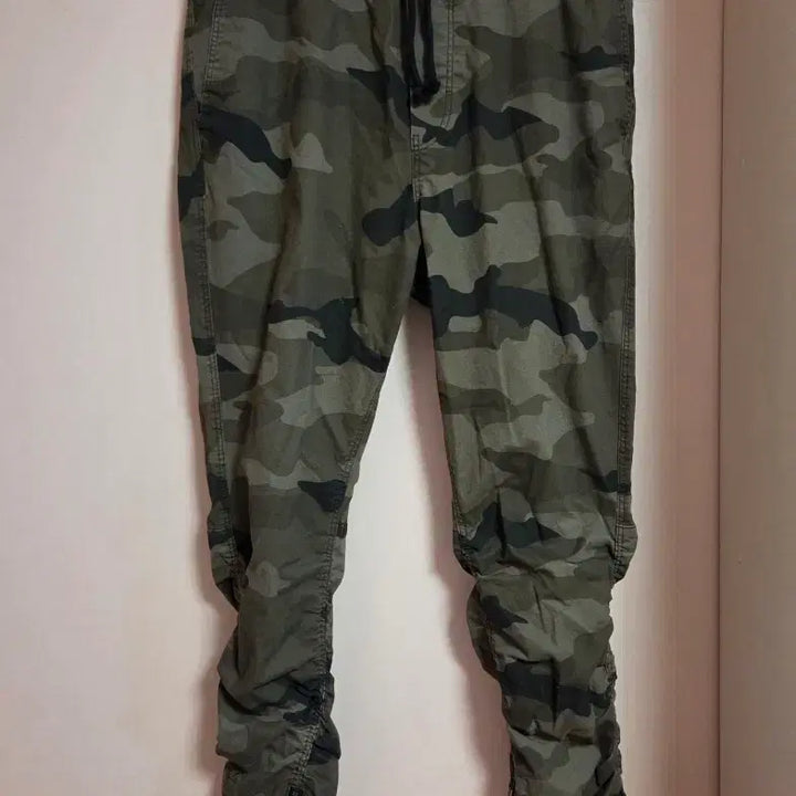 [BUNJANG] Divided Camo Cargo Jogger Pants / DIVIDED 카모 조거 팬츠 밀리터리