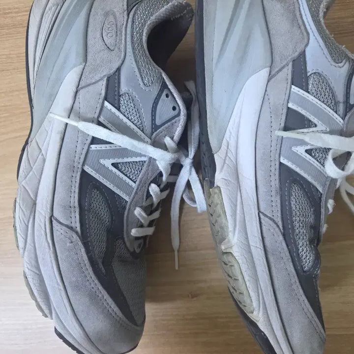[BUNJANG] New Balance 990v6 Grey 275 / [275size] 뉴발란스 990v6 그레이