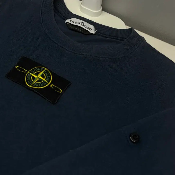 [BUNJANG] Stone Island Sweatshirt L Size / 스톤아일랜드 맨투맨 L size 정품