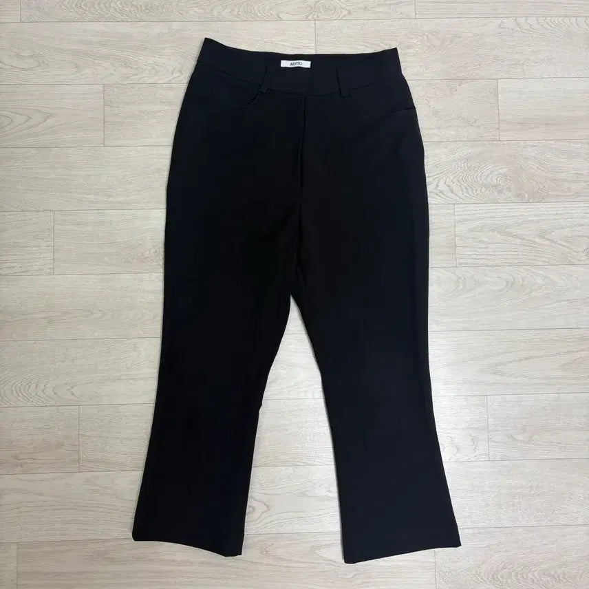 [BUNJANG] Arto Maren Capri Pants / 아르토 마렌 카프리 팬츠