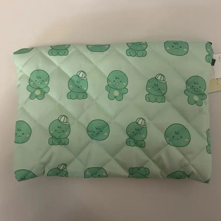 [BUNJANG] MONSTA X Monmoongchi X Chae Bugi Laptop Pouch SPao Collaboration / 몬스타엑스 몬뭉치엑스 채부기 노트북 파우치 스파오 콜라보