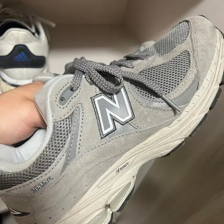 [BUNJANG] New Balance 2002RC Gray Sneakers Size 260 / 뉴발란스 2002RC 260사이즈 운동화