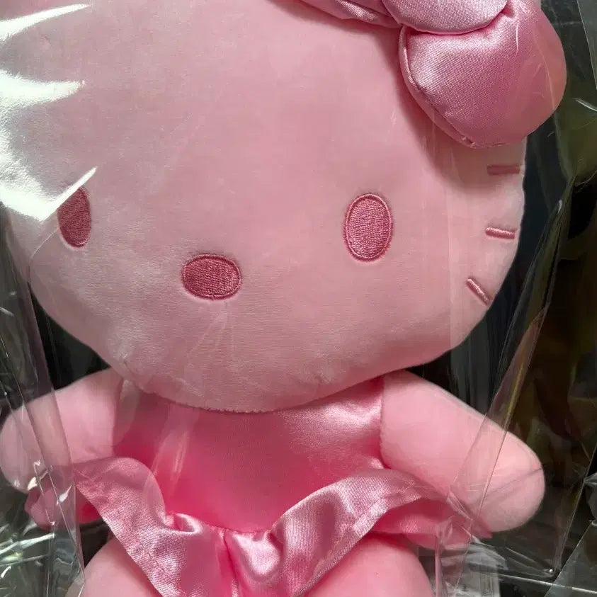 [BUNJANG] Hello Kitty Colorful Pink &amp; Yellow Medium Doll Set / *새상품)완전레어!! 헬로키티 컬러풀 핑크,옐로우 중형인형세트