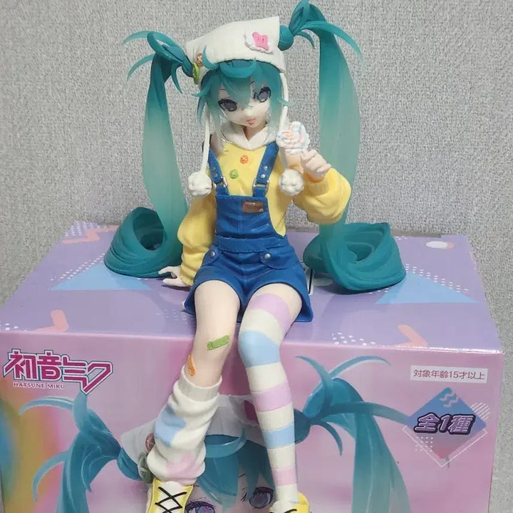 [BUNJANG] Hatsune Miku Lollipop Noodle Stopper Vocaloid Figure / 하츠네 미쿠 롤리팝 누들스토퍼 보컬로이드 피규어