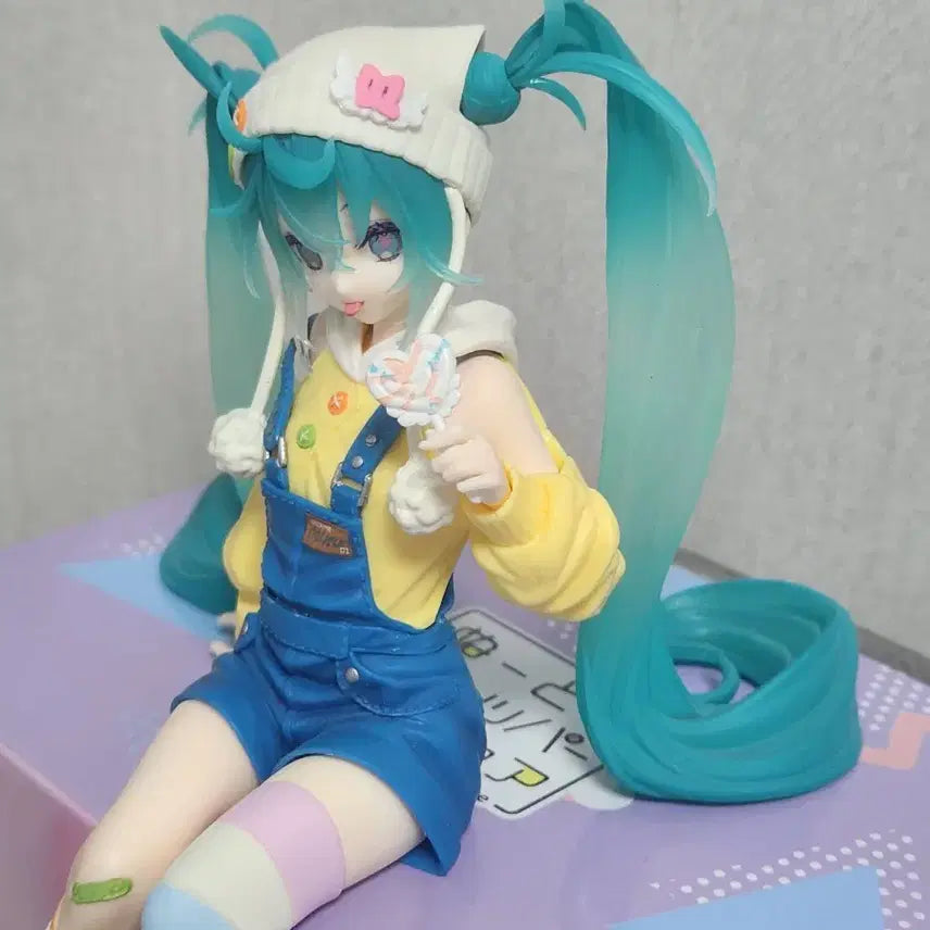 [BUNJANG] Hatsune Miku Lollipop Noodle Stopper Vocaloid Figure / 하츠네 미쿠 롤리팝 누들스토퍼 보컬로이드 피규어
