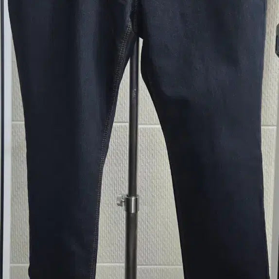 [BUNJANG] HUM Black Skinny Jeans Size 31 / HUM 험 데님 바지 블랙 새상품 31