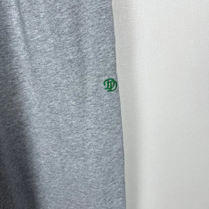 [BUNJANG] Divine Distance Grey Training Pants L / 디바인디스턴스 트레이닝 바지 남L 라덴 빈티지