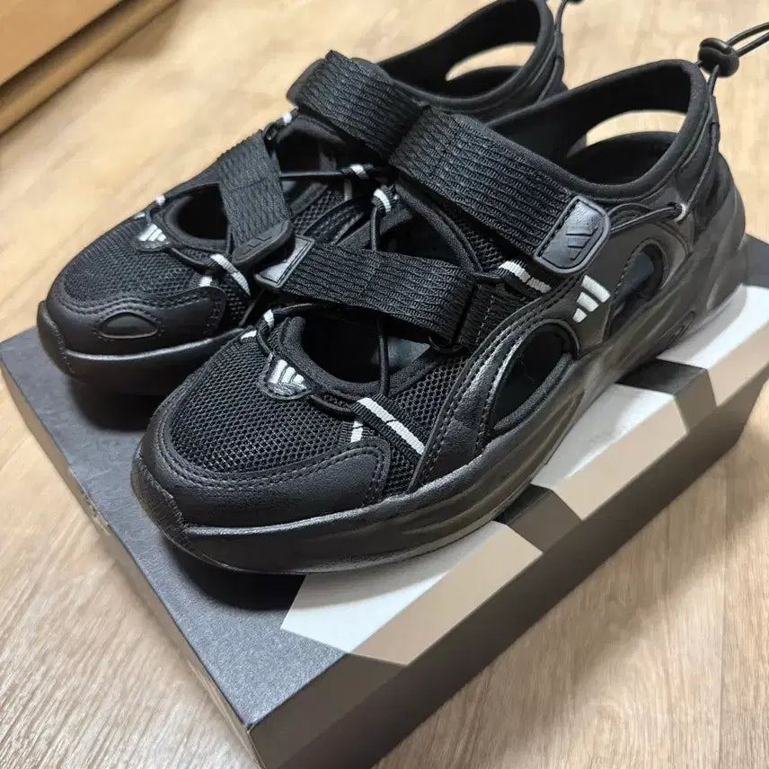 [BUNJANG] Adidas Ozweego Sandals Black 245 / 아디다스 오즈웨이브 샌들 블랙 245