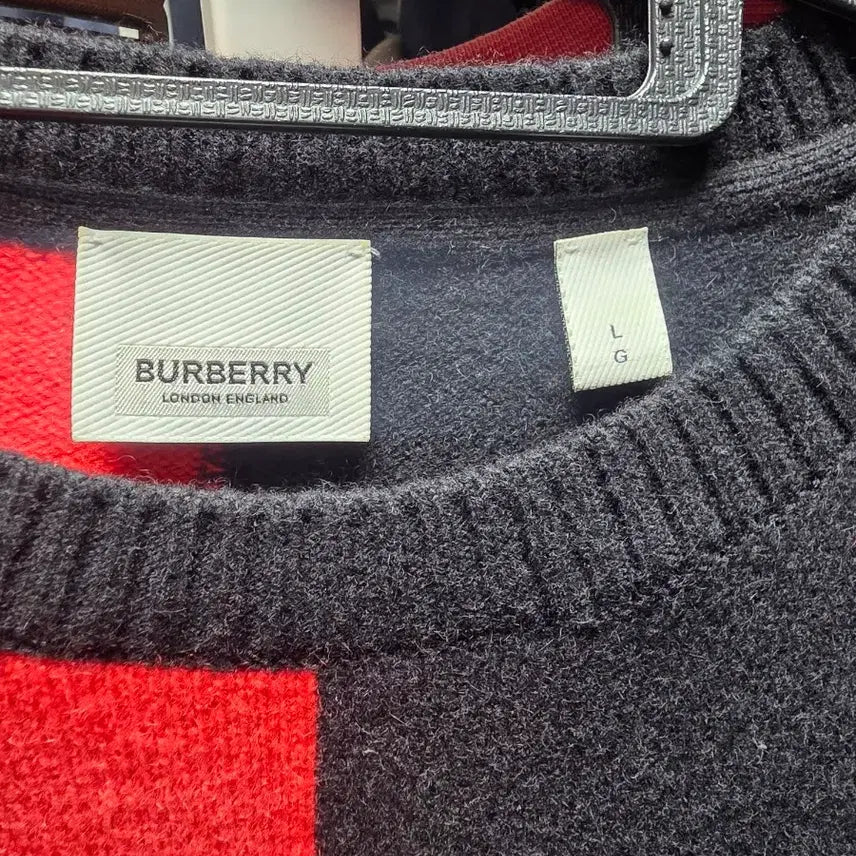 [BUNJANG] Burberry TB Logo Colorblock Knit Sweater / 버버리 TB로고 컬러블록 니트 스웨터
