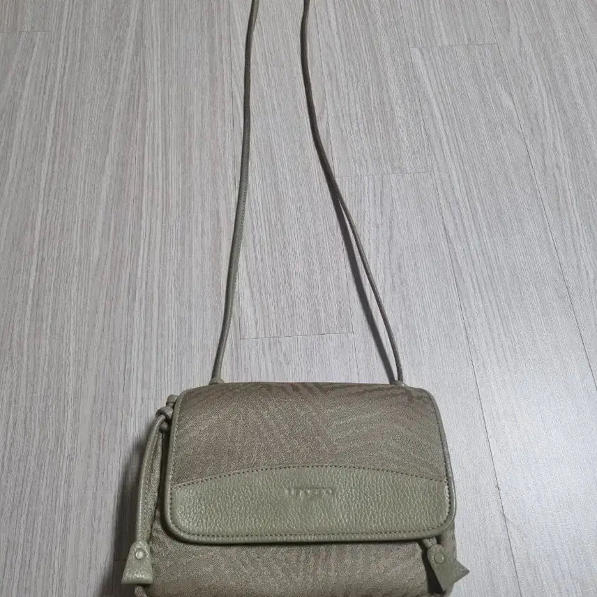 [BUNJANG] Ungaro Vintage Shoulder Bag / 웅가로 빈티지 숄더백