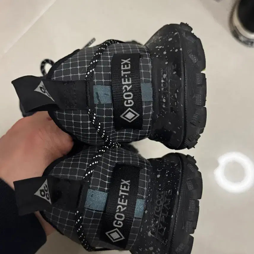 [BUNJANG] Nike ACG Mountain Fly Low Gore-Tex / Acg 마운틴플라이 고어텍스