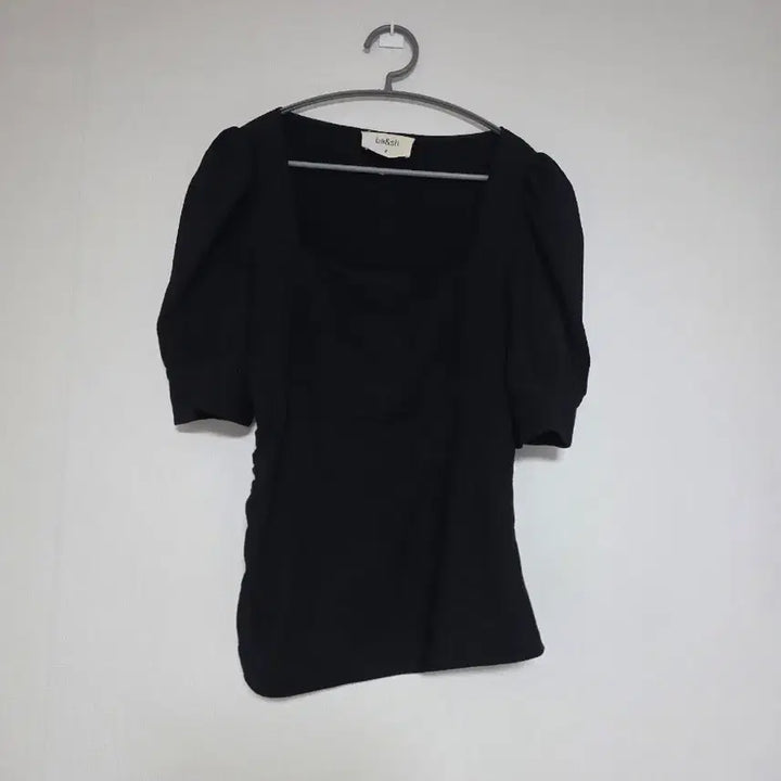 [BUNJANG] ba&amp;sh Black Puff Sleeve Blouse / ba&amp;sh 블랙 퍼프 블라우스