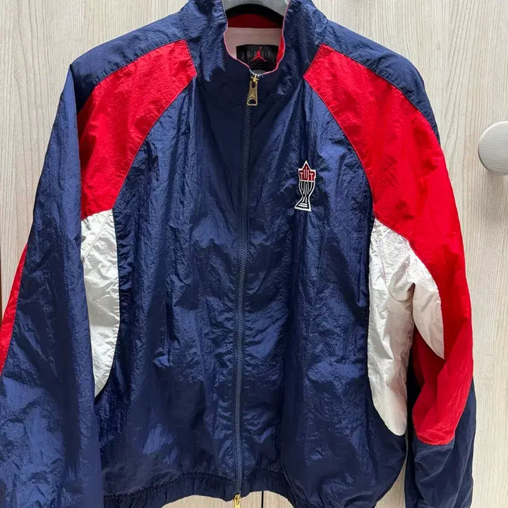 [BUNJANG] Jordan Trophy Room Windbreaker Jacket / [L] 조던 트로피룸 바람막이