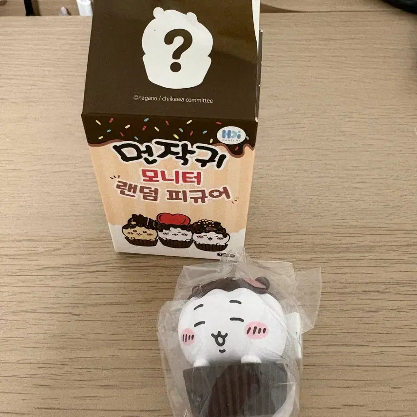 [BUNJANG] Chiikawa Monitor Figure (Sealed) / 치이카와 모니터 피규어 미개봉