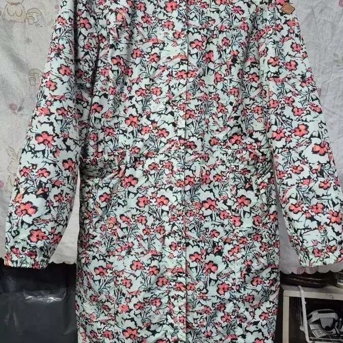 [BUNJANG] Oilily Floral Print Windbreaker Coat / 오일릴리   바람막이  코트