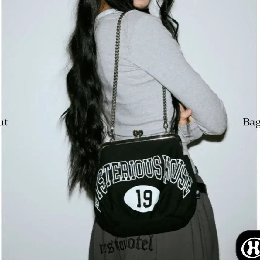 [BUNJANG] The Mysterious Hotel HOUSE 19 Frame Bag / 더미스테리어스호텔 가방 HOUSE 19 FRAME BAG