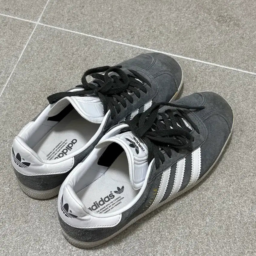 [BUNJANG] Adidas Gazelle Solid Grey Sneakers (225) / 아디다스 가젤 솔리드그레이 225