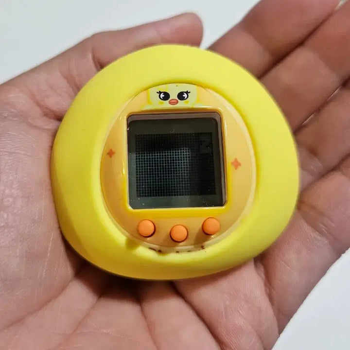 [BUNJANG] Bbok-ari Tamagotchi / 뽁아리 다마고치