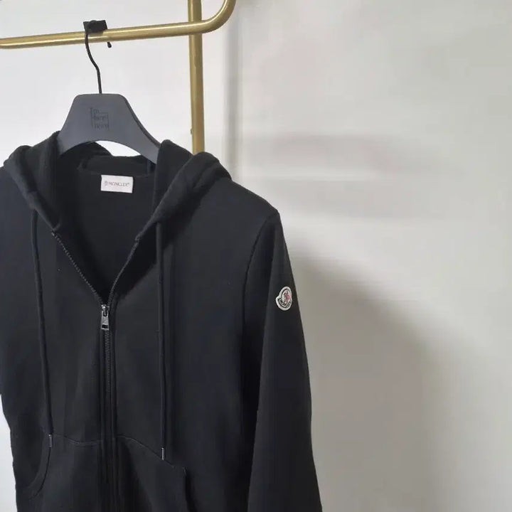 [BUNJANG] Moncler Zip-Up Hoodie Size S (95) / [s] 몽클레어 후드집업