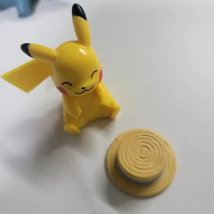 [BUNJANG] Pokemon Picnic Mascot Gacha Pikachu / 포켓몬스터 피크닉 마스코트 가챠 피카츄