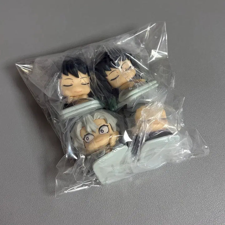 [BUNJANG] Demon Slayer Onemutan Muichiro Sanemi Gacha Figure Bundle Set / 일괄 미개봉 | 귀멸의 칼날 오네무탄 무이치로 사네미 가챠 피규어 귀칼