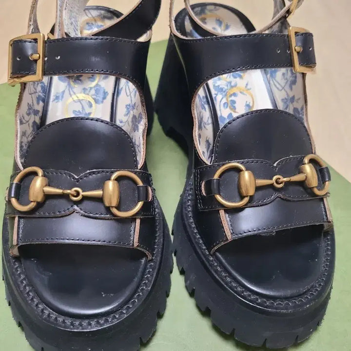 [BUNJANG] Gucci Horsebit Platform Sandals / 마지막 가격 내림.구찌 645394 홀스빗 플랫폼 샌들 35사이즈