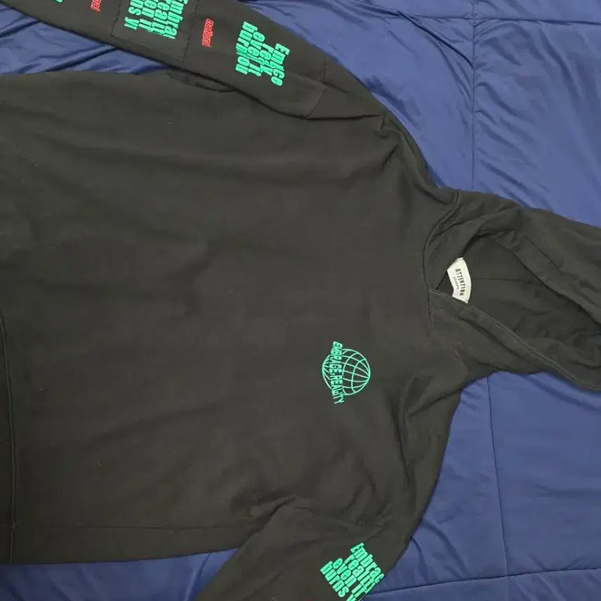 [BUNJANG] Attention Lettering Distressed Hoodie / attention 328099 후드티 레터링 데미지 후드