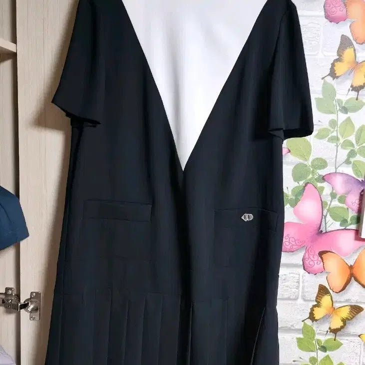 [BUNJANG] Lucky Chouette Black Pleated Dress / 럭키슈에뜨 블랙 플리츠 원피스