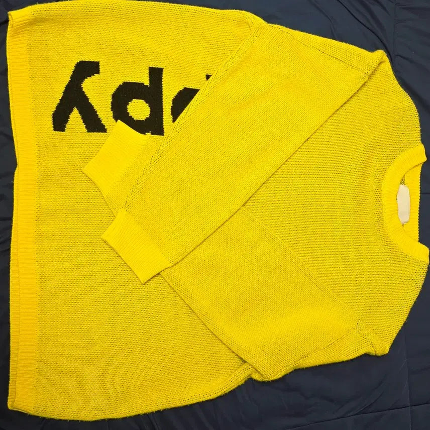 [BUNJANG] Attention Premium Yellow Knit Sweatshirt Sweater Big Logo / attention premium 옐로우 니트 맨투맨 스웨터 빅로고